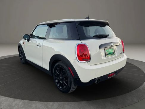 Used 2017 MINI Cooper 2-Door Hardtop image 7