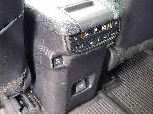 Used 2024 Toyota Grand Highlander FWD image 33