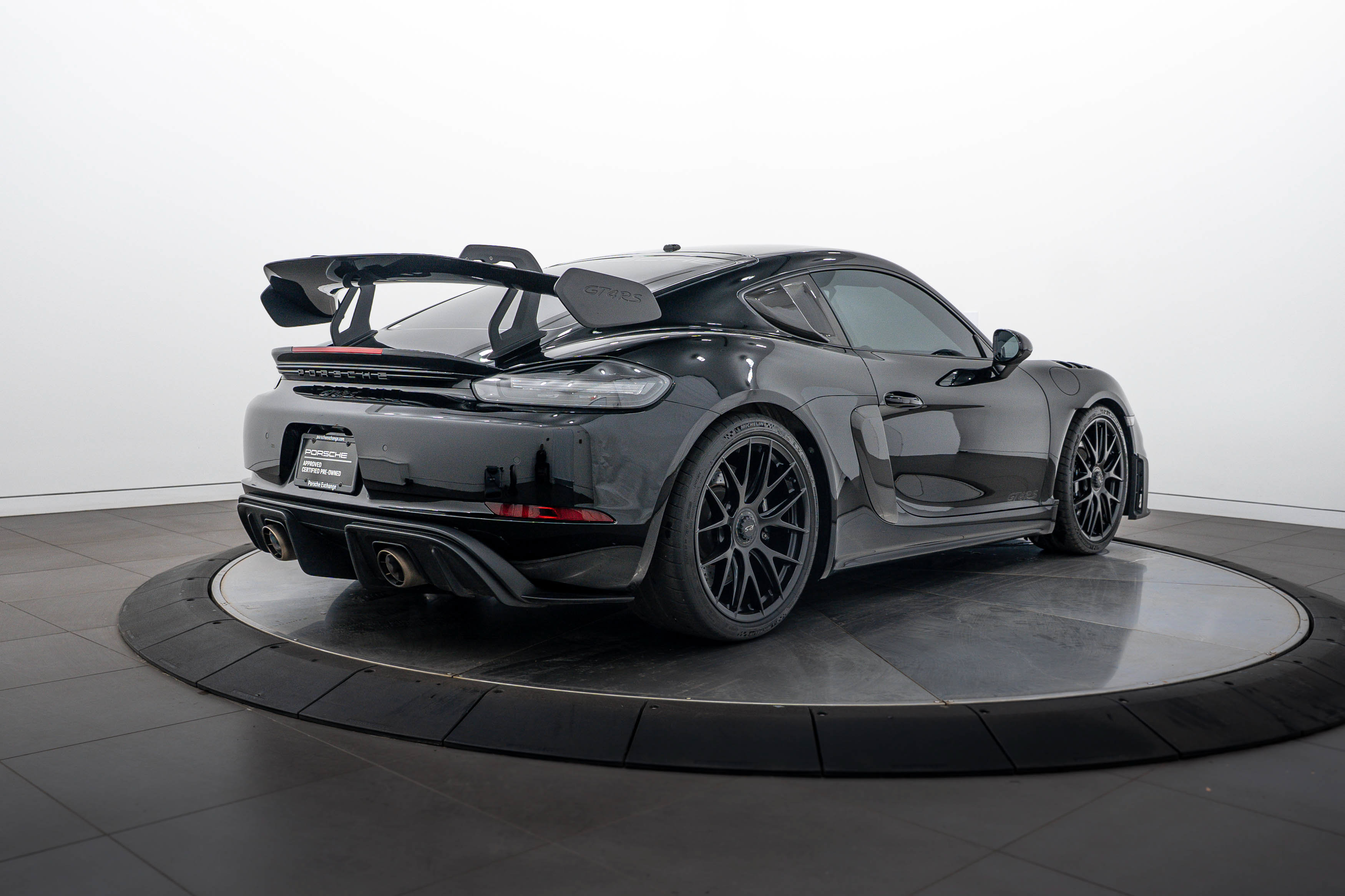 Certified 2023 Porsche 718 Cayman GT4 RS RWD image 6
