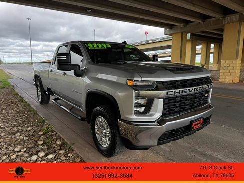Used 2022 Chevrolet Silverado 3500 LT image 1