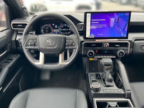 New 2025 Toyota 4Runner Limited image 18