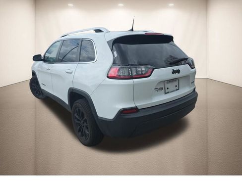 Used 2019 Jeep Cherokee Latitude w/ Popular Appearance Group FWD image 6