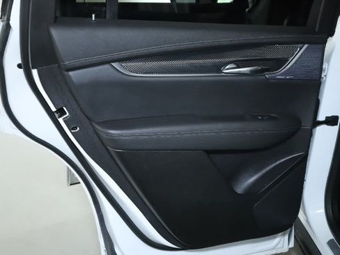Used 2025 Cadillac XT6 Sport AWD/4WD image 13