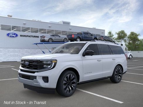 New 2026 Ford Expedition Platinum w/ Driver's Package AWD/4WD image 1