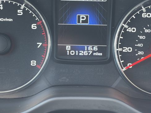 Used 2014 Subaru Outback 2.5i Limited AWD/4WD image 24