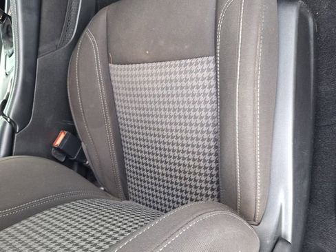 Used 2021 Dodge Challenger SXT w/ Driver Convenience Group image 24