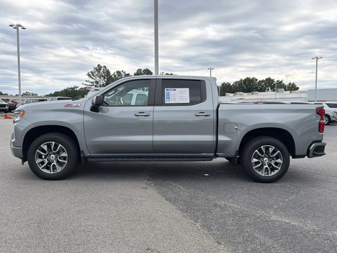Used 2024 Chevrolet Silverado 1500 RST AWD/4WD image 8