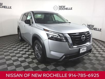 Certified 2025 Nissan Pathfinder S