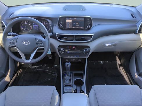 Used 2020 Hyundai Tucson SE w/ Cargo Package image 14