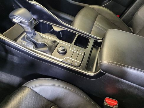 Used 2022 Kia Sorento S image 26