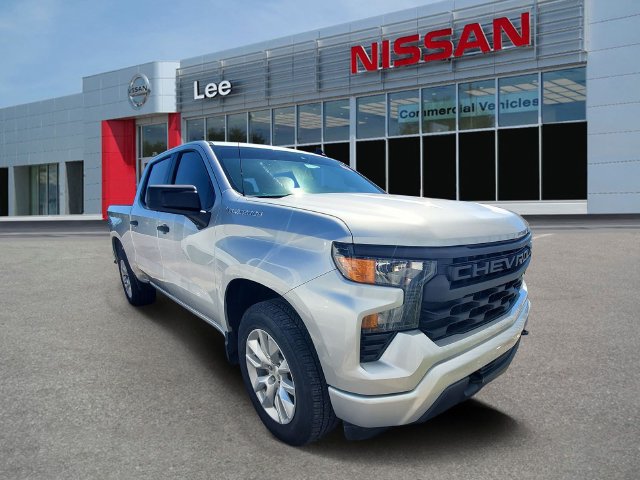 Used 2022 Chevrolet Silverado 1500 Custom RWD image 1
