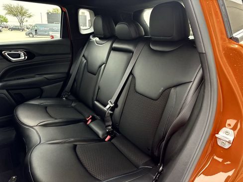 New 2026 Jeep Compass Latitude image 22