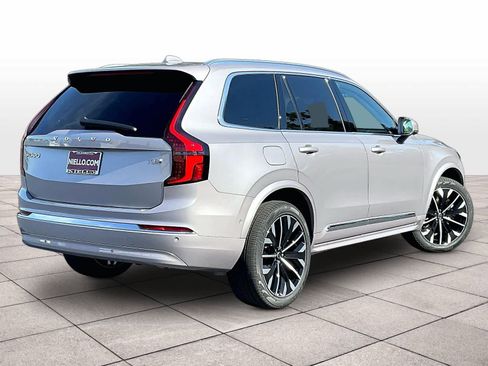 New 2026 Volvo XC90 T8 Ultra w/ Lounge Package AWD/4WD image 4