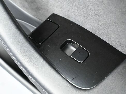 Used 2018 Tesla Model 3 Long Range image 41