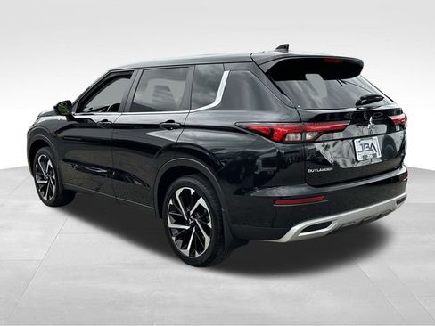 Used 2024 Mitsubishi Outlander SE Black Edition AWD/4WD image 24