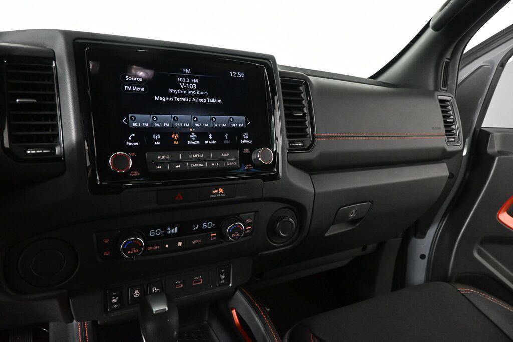 Used 2022 Nissan Frontier Pro-X RWD image 12