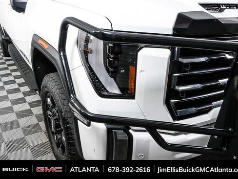Used 2024 GMC Sierra 2500 AT4 w/ Technology Package AWD/4WD image 30