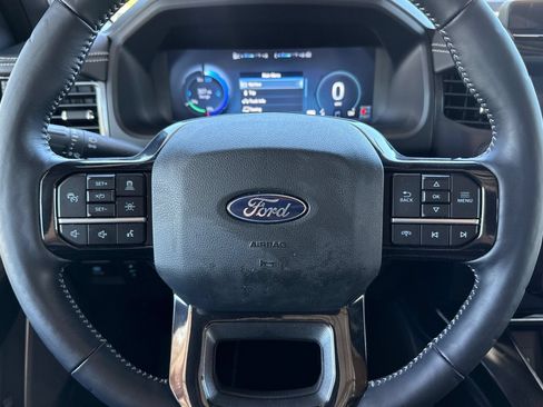 Used 2024 Ford F150 Lightning Platinum AWD/4WD image 32