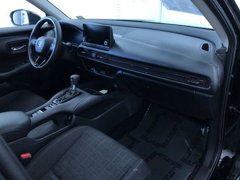 Used 2025 Honda HR-V LX image 22