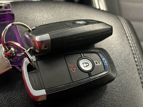 Used 2020 Ford Edge SE w/ Cargo Accessory Package FWD image 49