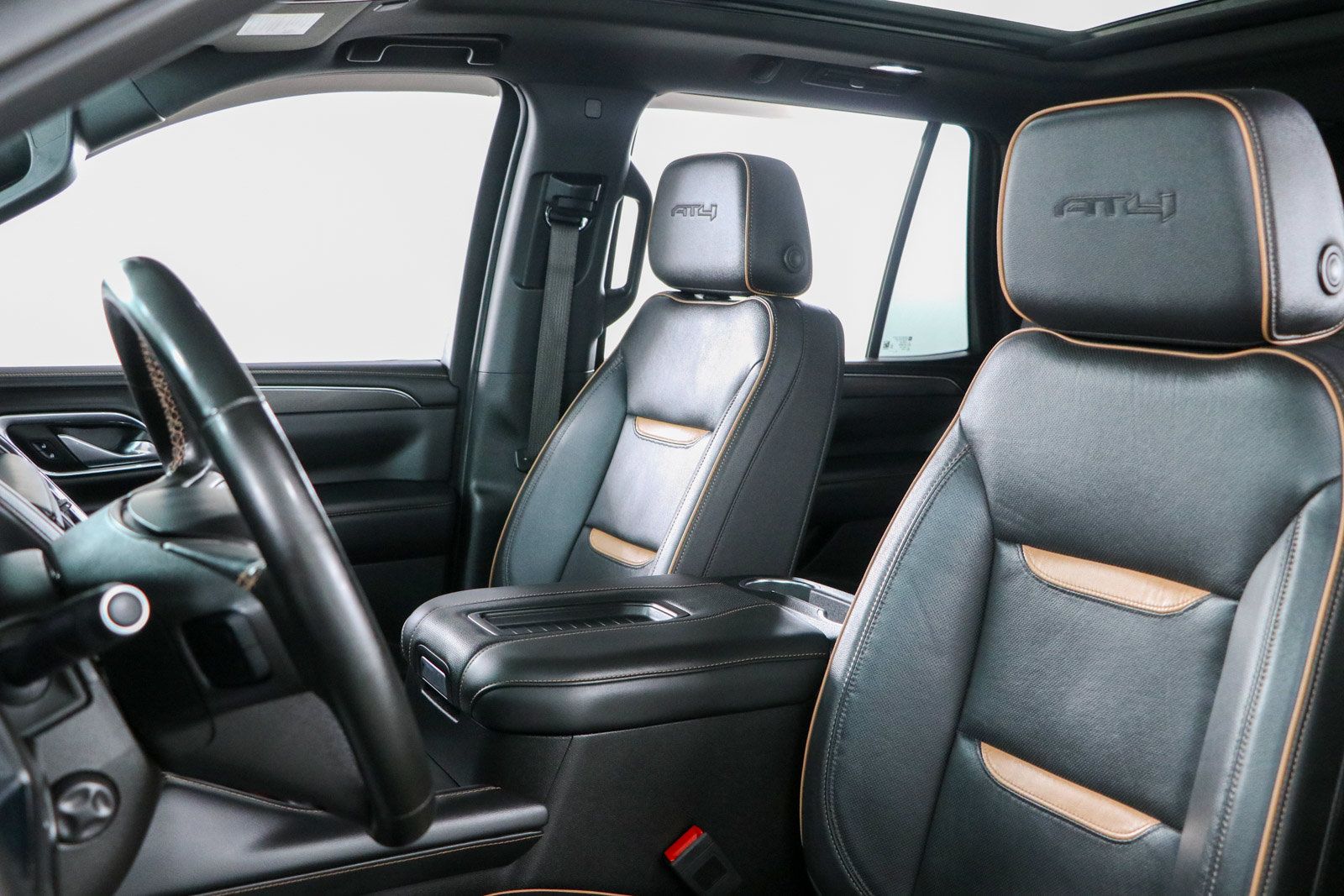 Used 2023 GMC Yukon AT4 w/ Max Trailering Package AWD/4WD image 27
