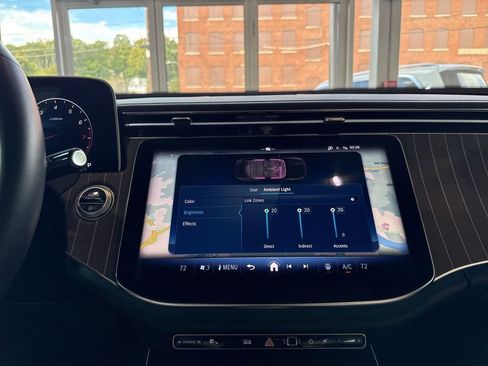 Certified 2025 Mercedes-Benz E 350 4MATIC Sedan image 22