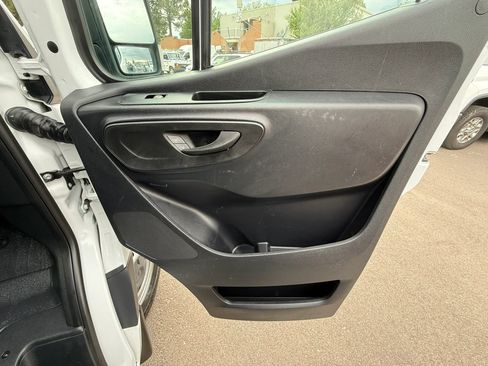 Used 2022 Mercedes-Benz Sprinter 1500 image 30