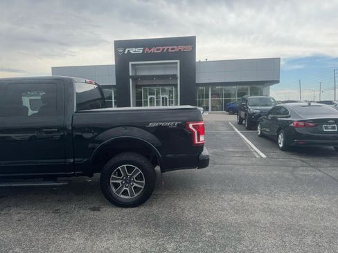 Used 2017 Ford F150 XLT w/ Equipment Group 301A Mid AWD/4WD image 10