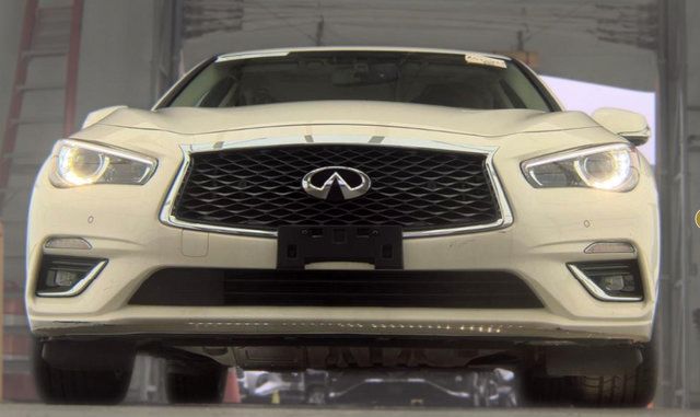 Used 2023 INFINITI Q50 Luxe w/ Cargo Package AWD/4WD image 3