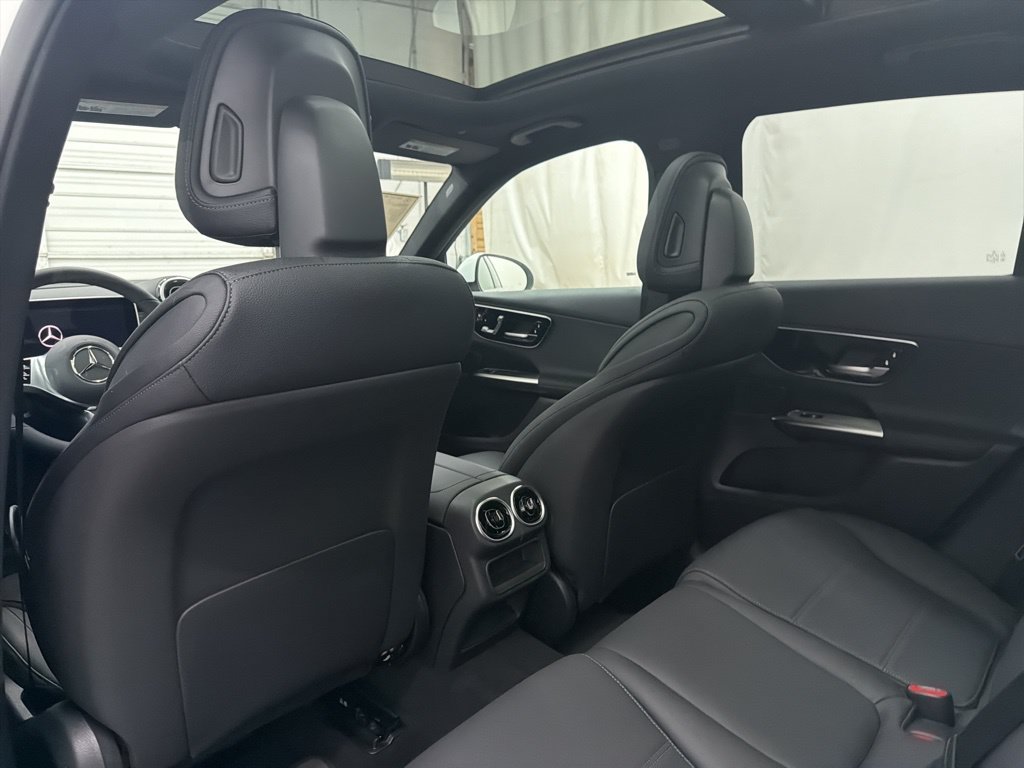 Used 2026 Mercedes-Benz GLC 300 4MATIC image 17