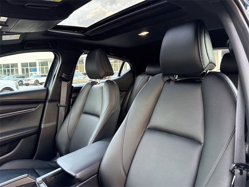 Used 2025 MAZDA MAZDA3 s image 23