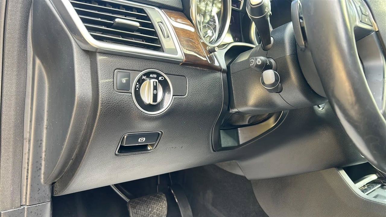 Used 2015 Mercedes-Benz ML 350 4MATIC image 36