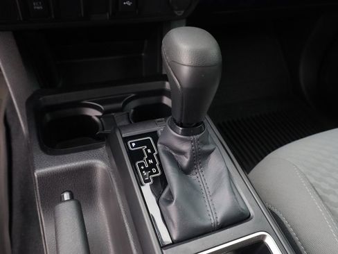 Used 2023 Toyota Tacoma SR w/ SR Convenience Package image 7