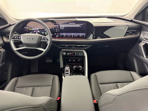 New 2025 Audi Q5 Premium Plus image 17