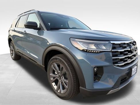 New 2026 Ford Explorer Active w/ Active Comfort Package AWD/4WD image 11