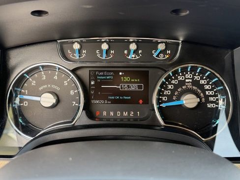 Used 2014 Ford F150 Lariat w/ Lariat Chrome Package image 14