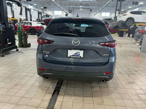 Used 2023 MAZDA CX-5 Carbon Edition image 4