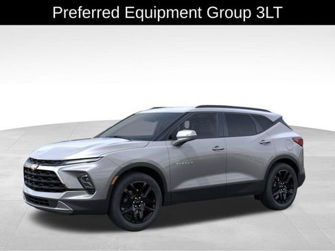 New 2026 Chevrolet Blazer LT w/ Sound & Technology Package AWD/4WD image 2