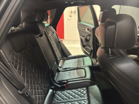 Used 2018 Audi SQ5 Premium Plus w/ S Sport Package image 26