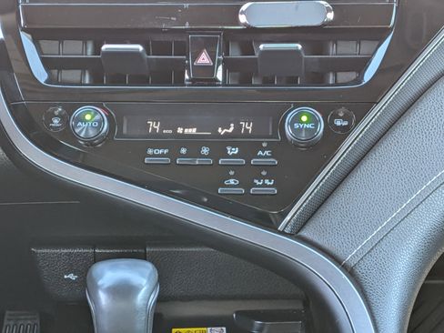 Used 2023 Toyota Camry XSE image 29