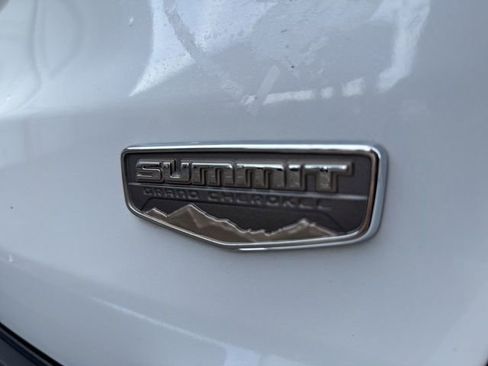 Used 2019 Jeep Grand Cherokee Summit image 15
