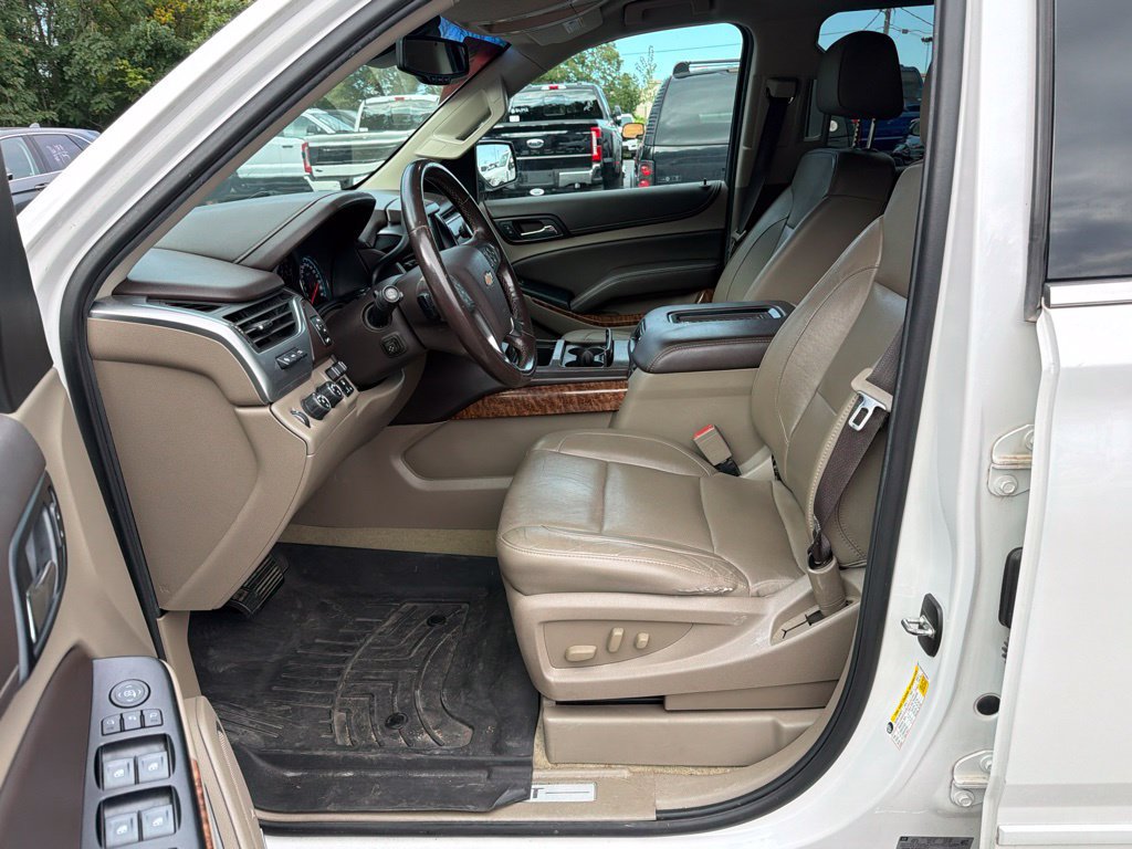 Used 2017 Chevrolet Suburban Premier w/ Max Trailering Package AWD/4WD image 13