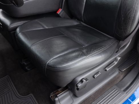 Used 2013 Chevrolet Silverado 2500 LT w/ Interior Plus Package image 25