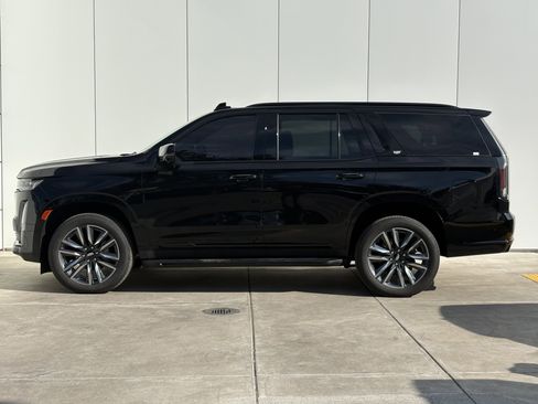 Used 2024 Cadillac Escalade Sport image 4