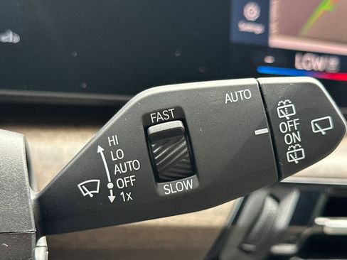 Used 2025 BMW X1 xDrive28i w/ Convenience Package image 34