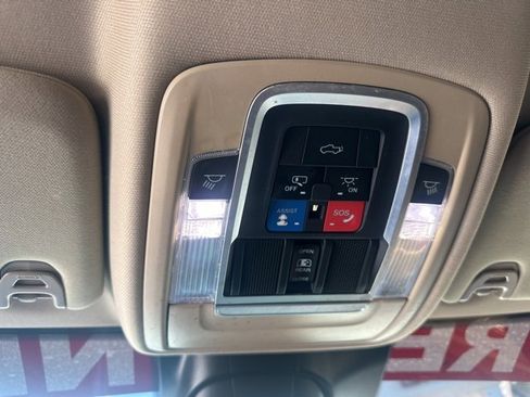 Used 2022 RAM 2500 Limited image 13