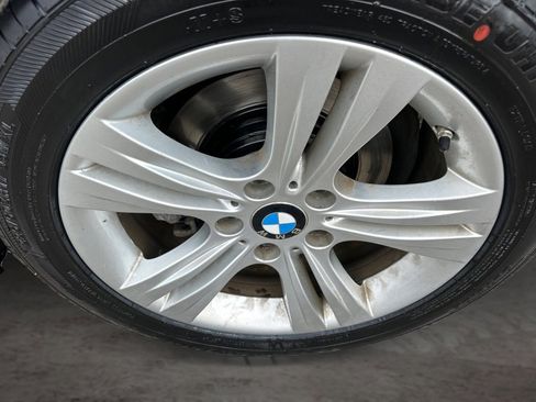 Used 2017 BMW 330i xDrive Sedan AWD/4WD image 19