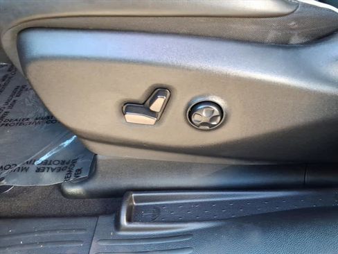 Used 2022 Chrysler Pacifica Limited w/ S Appearance Package image 16