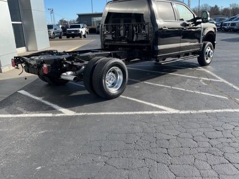 Used 2023 Ford F350 XLT w/ XLT Value Package image 6