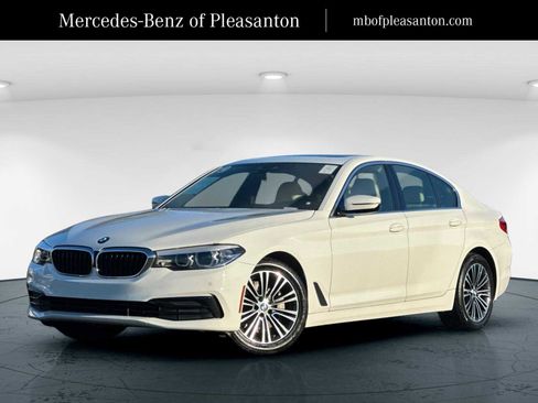 Used 2019 BMW 530i w/ Convenience Package image 1
